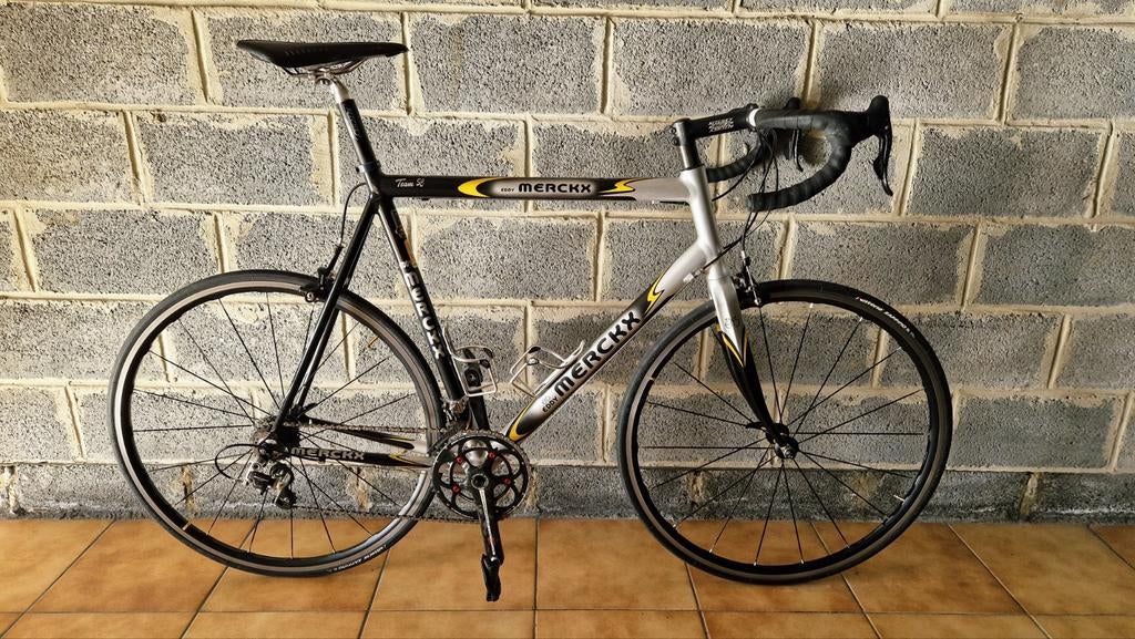 Eddy Merckx Team SC, Fietsen en Brommers, Ophalen