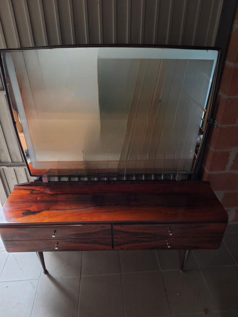 Vintage kaptafel / dressoir met spiegel en verlichting, Antiek en Kunst, Antiek | Meubels | Kasten, Ophalen