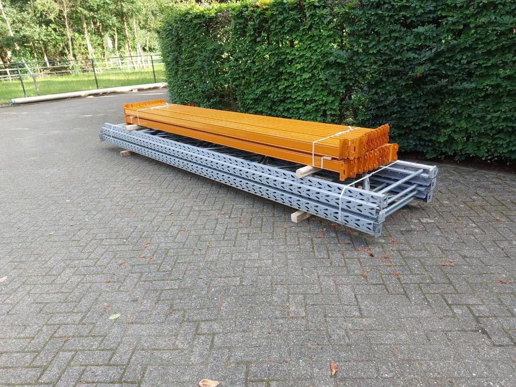 16 meter palletstelling / magazijnstelling, Ophalen