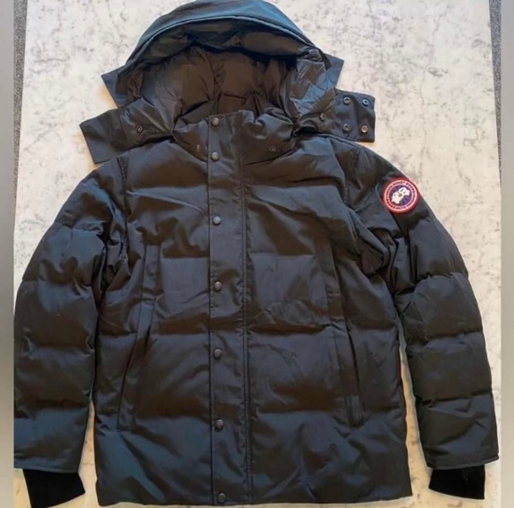 Canada, Enlèvement ou Envoi, Neuf, Taille 46 (S) ou plus petite