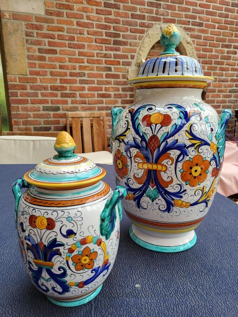 Italiaanse grote en kleine tabakspot, Enlèvement