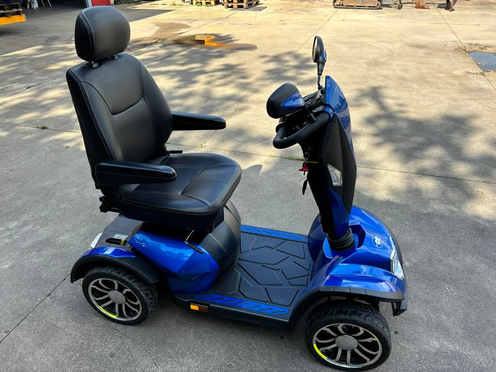 Scootmobiel Vermeiren carpo 4 deluxe invaliden scooter, Ophalen, Zo goed als nieuw, Vermeiren