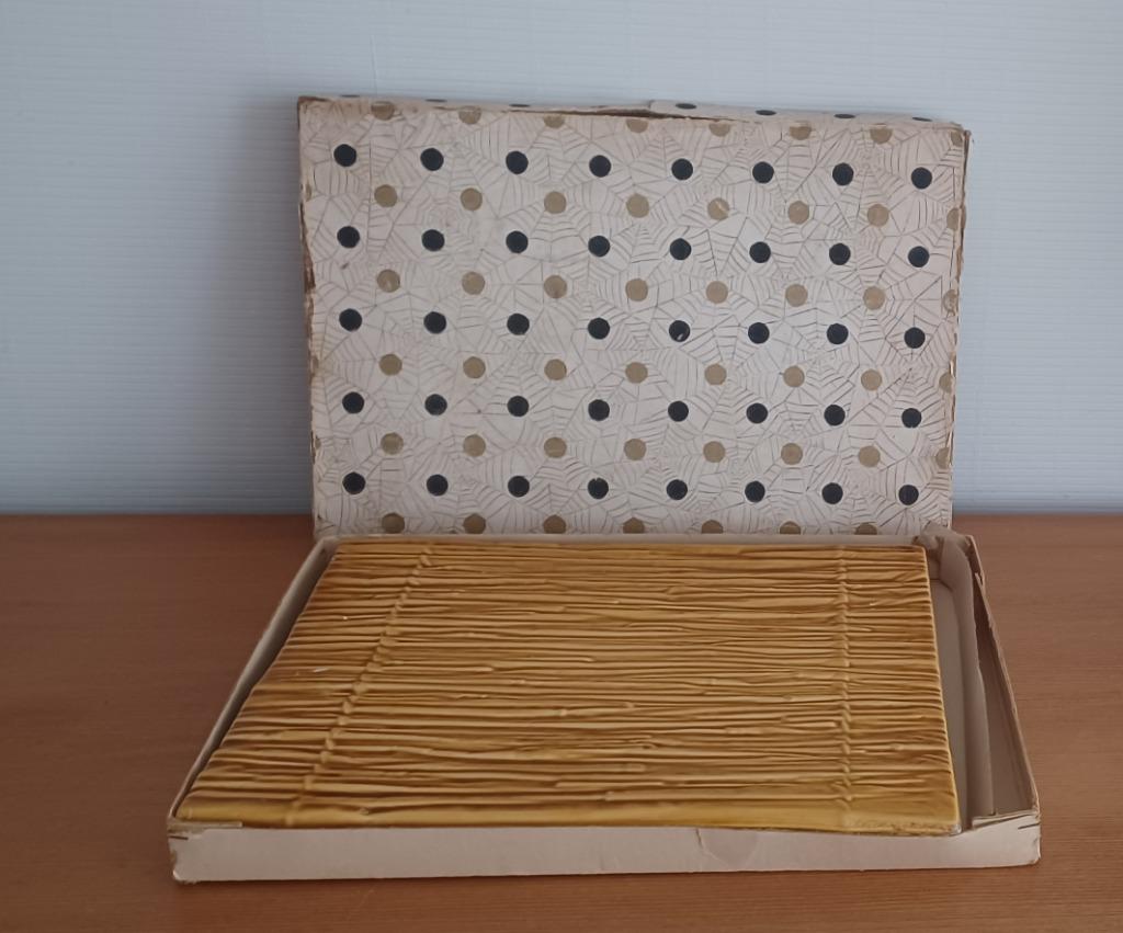 Boch Frères Kéralux Plateau a fromage Paille, Antiquités & Art, Enlèvement ou Envoi