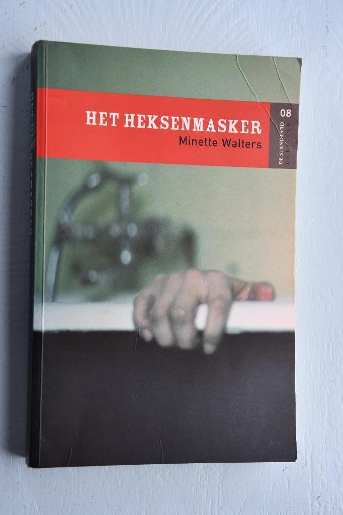 thriller: Minette Walters - Het Heksenmasker, Boeken, Ophalen of Verzenden, Zo goed als nieuw, Minette Walters, Amerika