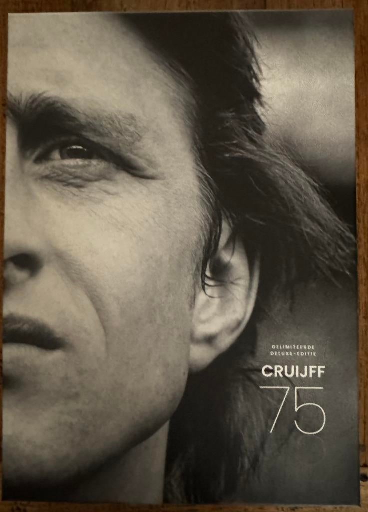 Johan Cruijff book for his 75th birthday, Verzamelen, Verzenden, Nieuw, Boek of Tijdschrift