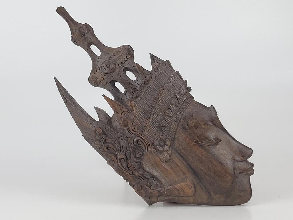 Masque indonésien en bois, Enlèvement ou Envoi