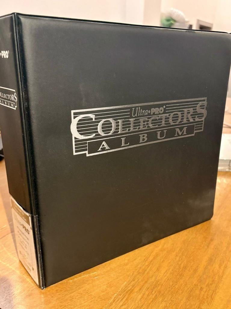 Classeur Ultra•PRO – Pokémon / cartes à collectionner, Envoi, Comme neuf