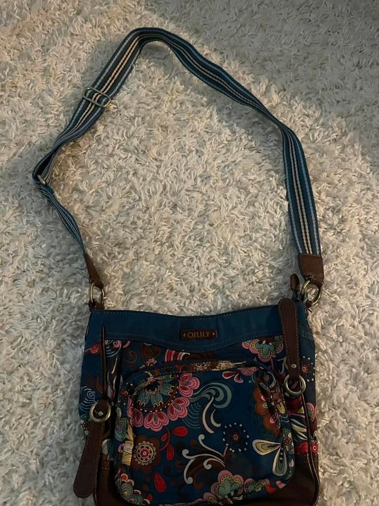 Oilily schoudertas, Handtassen en Accessoires, Tassen | Schoudertassen, Blauw, Oilily, Ophalen of Verzenden, Zo goed als nieuw