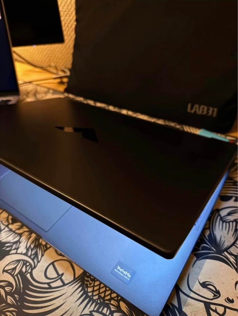 Gamingpakket - HP Victus + gebogen scherm + Razer-muis, Computers en Software, Desktop Pc's, Zo goed als nieuw, 4 Ghz of meer