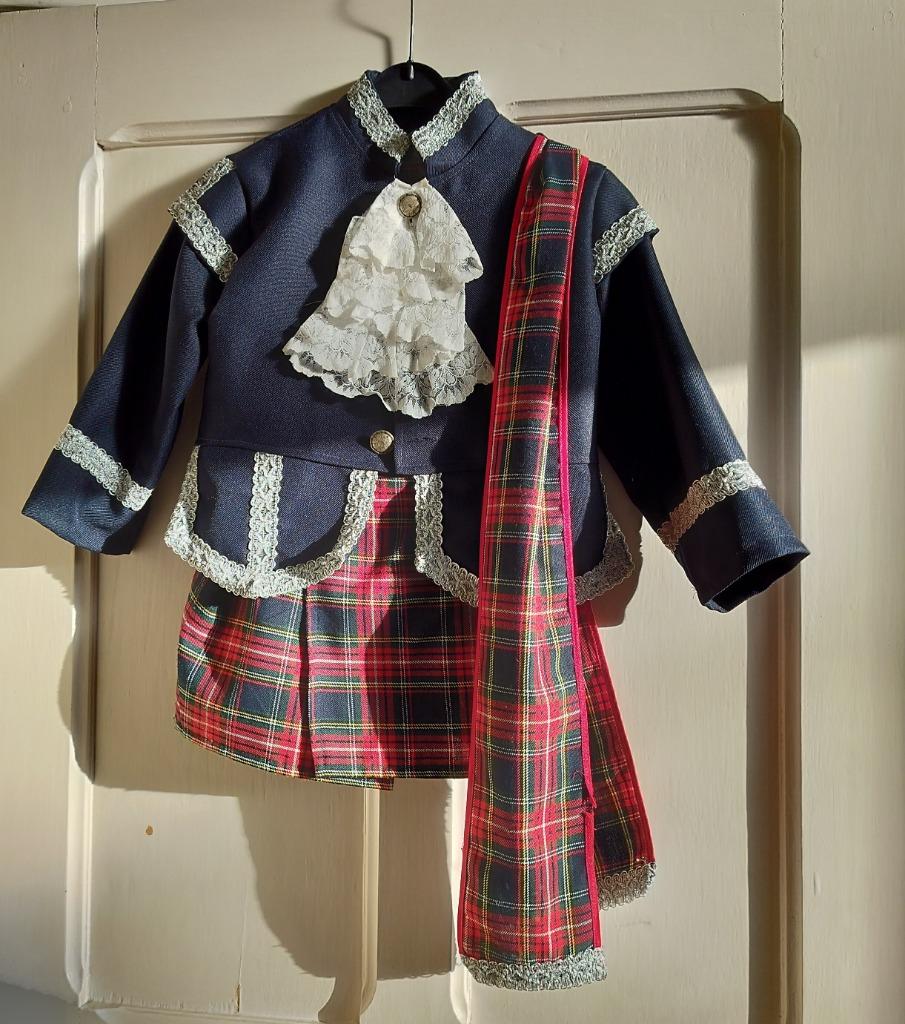 carnavals, Enlèvement ou Envoi, Comme neuf, Garçon ou Fille