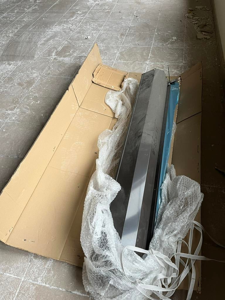 Rolluik donkerbruin, Ophalen, Zo goed als nieuw