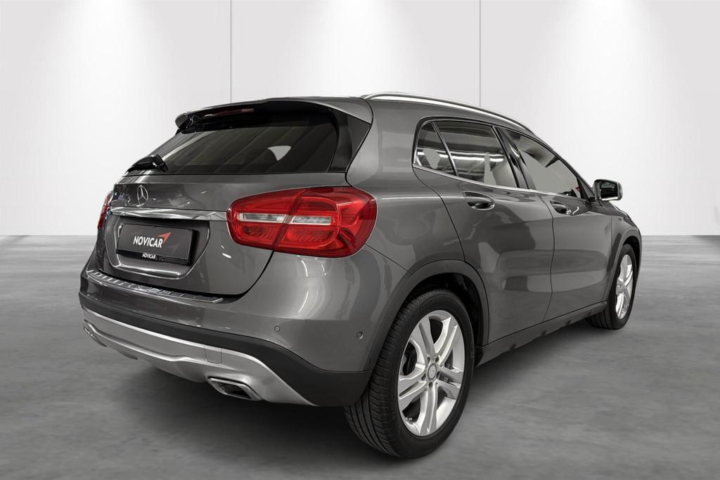 Mercedes-Benz GLA 200 Urban, Auto's, Mercedes-Benz, Stof, Gebruikt, 4 cilinders, Parkeersensor