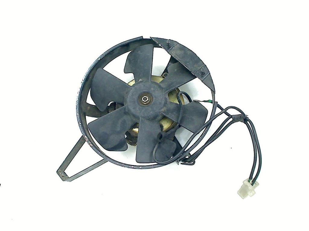 VENTILATEUR CBR 600 F 1991-1994 (CBR600F CBR600F2 PC25), Dhr. S. di Majo, Utilisé, Info@cama-motorparts.nl, P.J. Troelstraweg 8 8
3144 CX  MAASSLUIS, NL