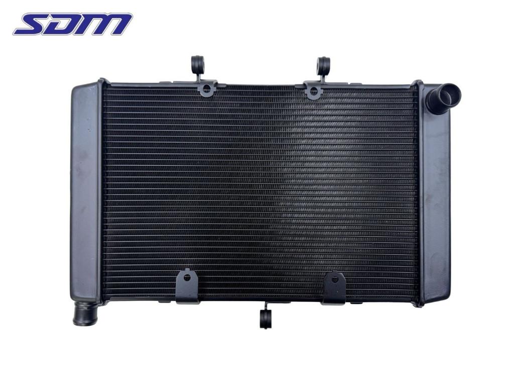 RADIATEUR Honda CBF 1000 F 2010-2016 (CBF1000F SC64), Dhr. S. di Majo, Nieuw, Info@cama-motorparts.nl, P.J. Troelstraweg 8 8
3144 CX  MAASSLUIS, NL