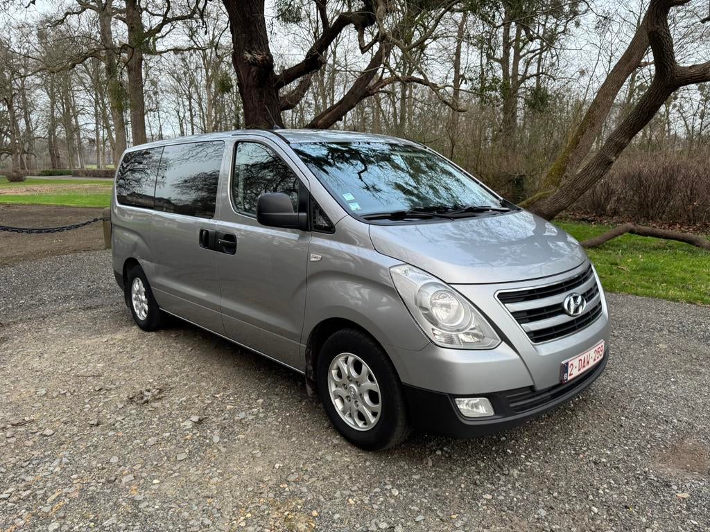 Hyundai H1/ 2014/ 251000 km, 100 kW, Achat, 2500 cm³, Boîte manuelle