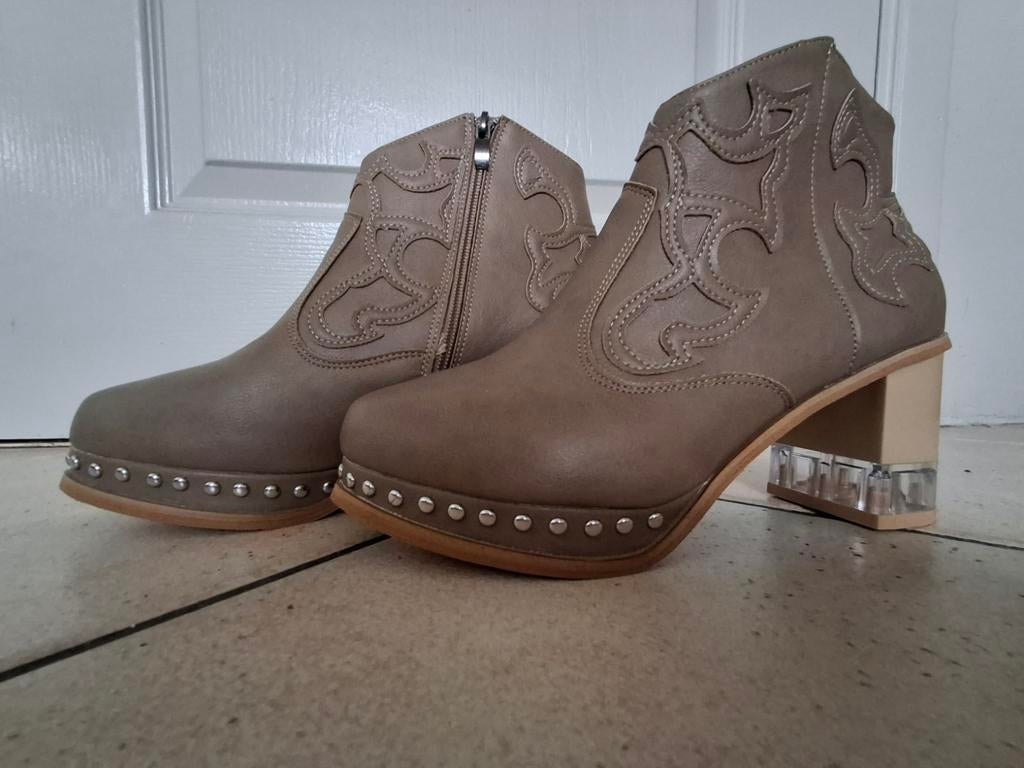 Westernlaarsjes NIEUW te klein gekocht maat 40, Enlèvement, Neuf