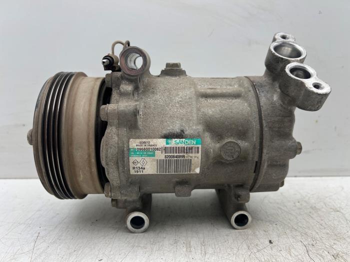 Aircopomp van een Dacia Sandero, Dacia, Gebruikt, -, -