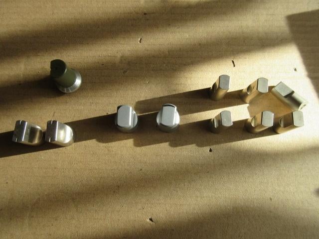 Lot de 11 boutons commutateurs pour bacs cibie vintage, Enlèvement ou Envoi, Utilisé, Émetteur et Récepteur