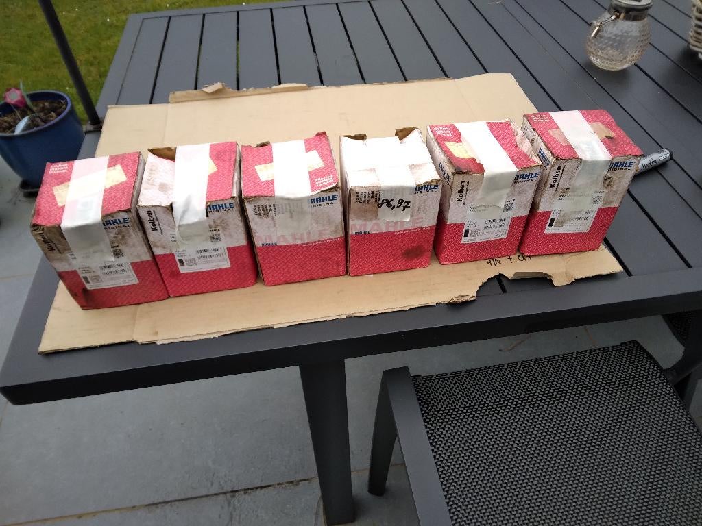 Pistons Mercedes, Enlèvement, Utilisé, Mercedes-Benz