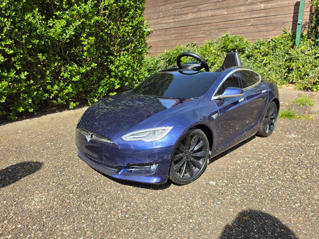 Tesla Model S for Kids Radio Flyer Deep Blue Metallic, Enlèvement, Utilisé