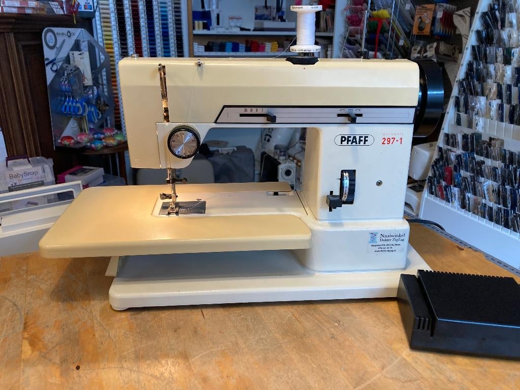 Pfaff 297-1 "Stretch" naaimachine, Hobby en Vrije tijd, Naaimachines en Toebehoren, Ophalen, Gebruikt, Naaimachine, Pfaff