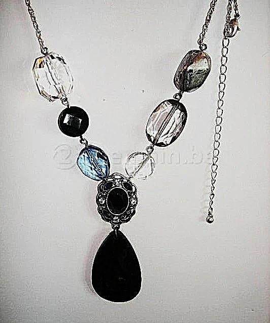 AVON :Mignon collier fin et léger, Bijoux, Sacs & Beauté, Colliers, Enlèvement ou Envoi, Neuf, Bleu, Argent