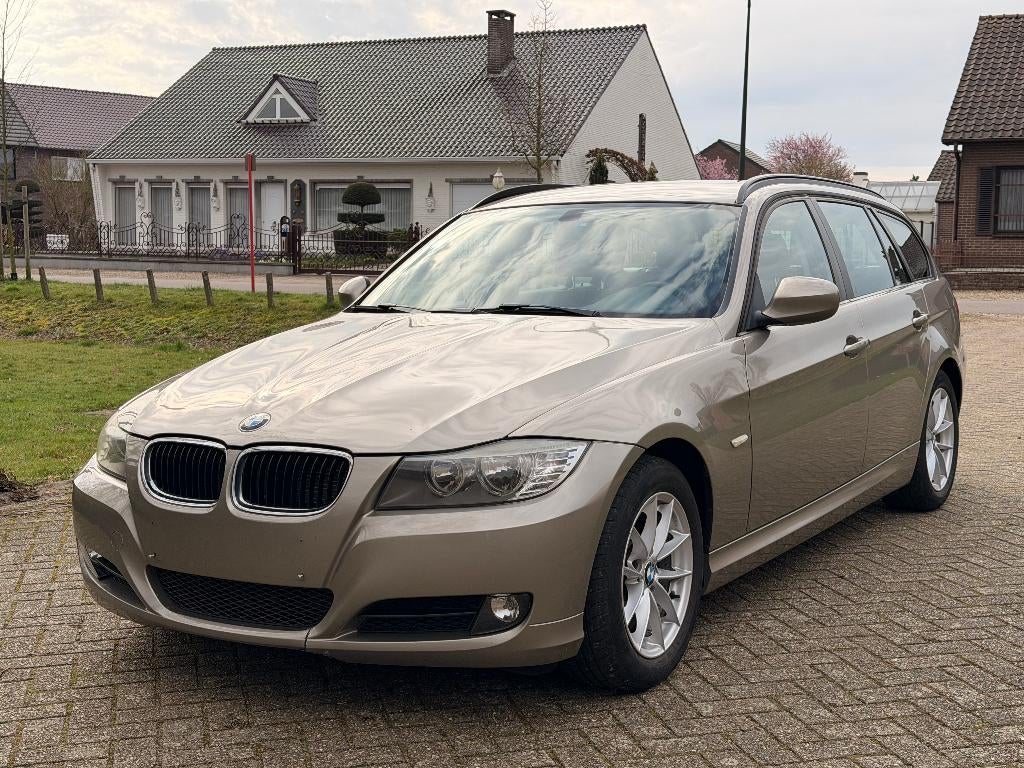 BMW 316 d Touring * AutAirco * Trekhaak * Start/Stop * EU5, Autos, Cuir, Achat, 4 portes, Entreprise