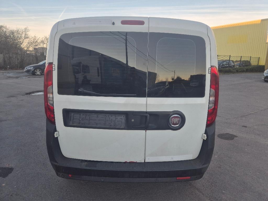 Fiat Doblo 1.3 Diesel Problème Moteur, Auto's, Fiat, Euro 5, Doblo, Bedrijf, 5 deurs