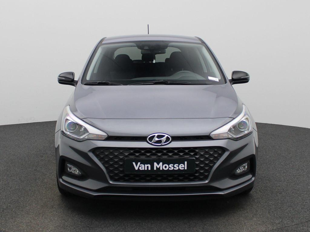 Hyundai i20 1.2 62kW Twist CAMERA | NAVI | LMV, Auto's, Hyundai, Voorwielaandrijving, 4 cilinders, https://public.car-pass.be/vhr/bbe78332-c8ea-42e2-9579-a7e0ede491e5