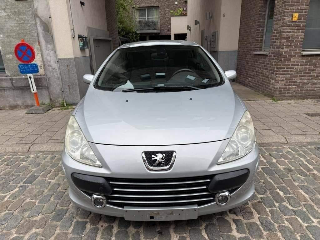 PEUGEOT 307CC/1.6 ESSENCE/95000 KM/CABRIOLET, Autos, Peugeot, Argent ou Gris, Entreprise, Cabriolet, Boîte manuelle