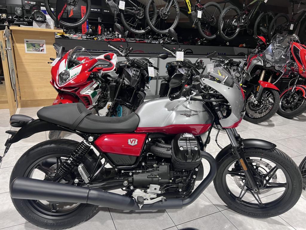 Moto Guzzi V 7 CORSA, Bedrijf, Meer dan 35 kW, Overig, 850 cc