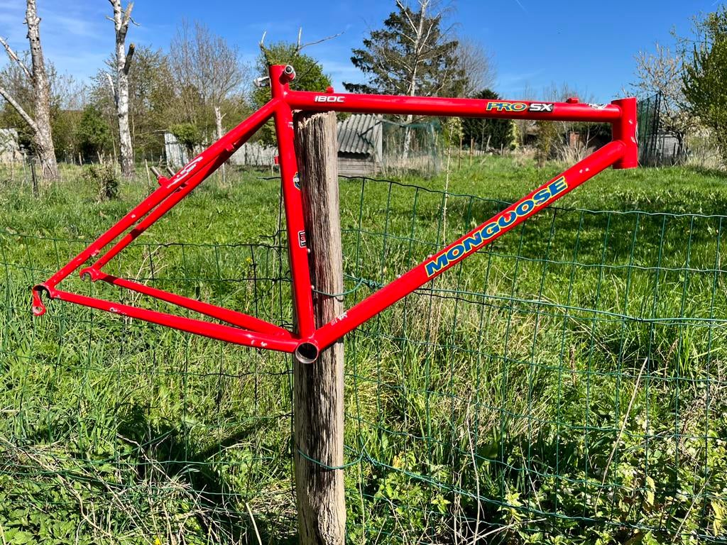Cadre VTT Mongoose Pro SX acier de 1997, Vélos & Vélomoteurs, Enlèvement ou Envoi, Acier, Cadre, Utilisé
