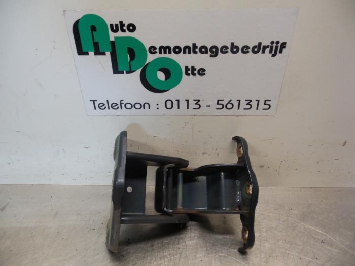 Scharnier deur links-achter van een Renault Trafic (Trafic 0, Gebruikt, -, Renault, -