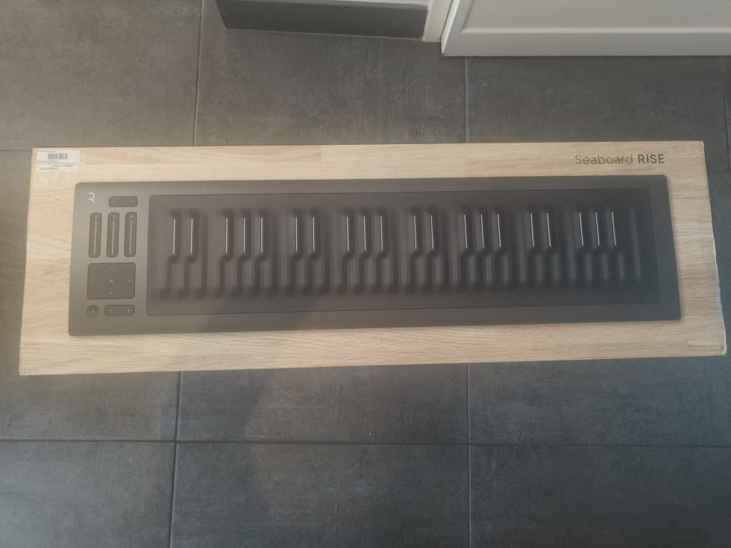 Roli Seaboard monte, Comme neuf, Digital, Enlèvement, Piano