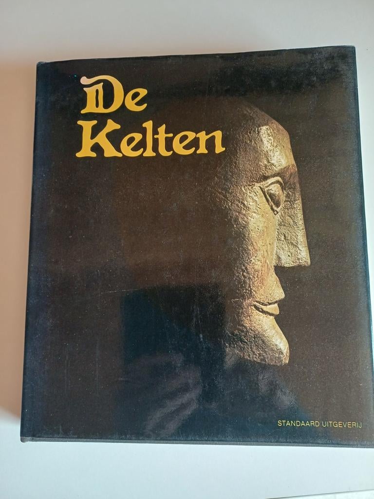 De Kelten, Boeken, Kunst en Cultuur | Beeldend, Ophalen