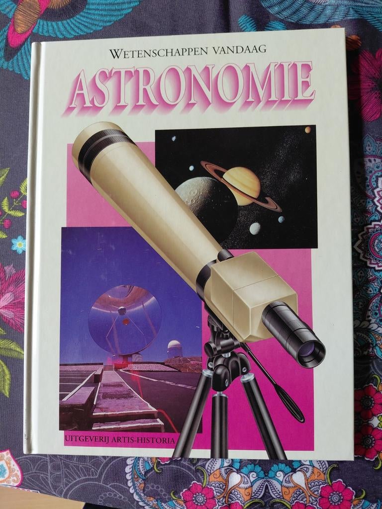 Boek astronomie, Enlèvement ou Envoi