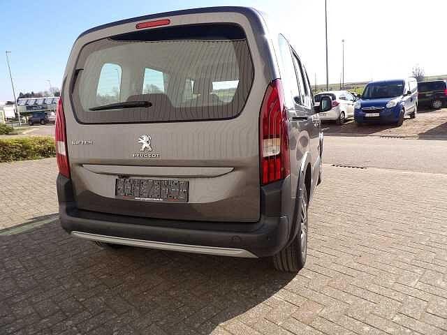 Peugeot Rifter 1.2 PureTech Long Allure S, https://public.car-pass.be/vhr/302e64e0-e40b-4178-86d5-61b7d30f4039, Monovolume, 1199 cc
