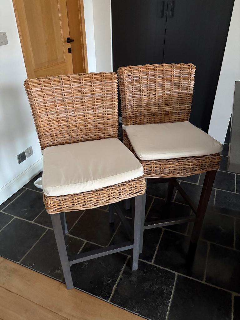Keukenstoel, Huis en Inrichting, Stoelen, Ophalen, Zo goed als nieuw, Riet of Rotan, Twee