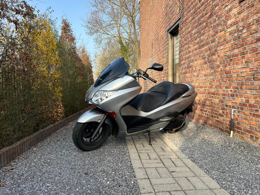 Honda Forza 250cc NSS250A, Motos, Scooter, Particulier, Permis Moto A2 minimum, 12 à 35 kW