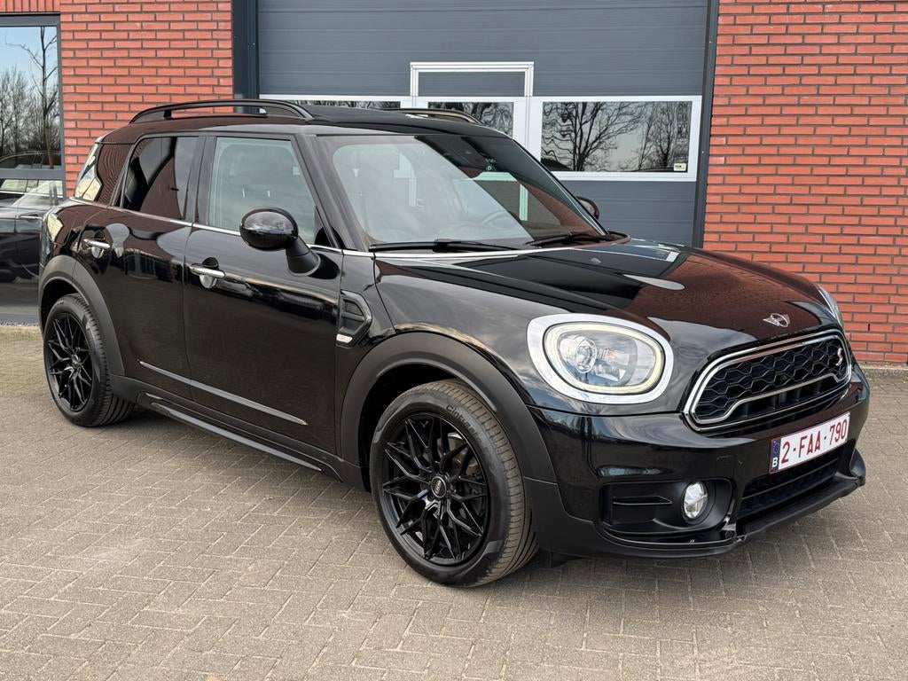 Mini Countryman 2.0 D Aut. S-Pakket pano carplay navi, Auto's, Mini, Automaat, 1995 cc, Zwart, Leder