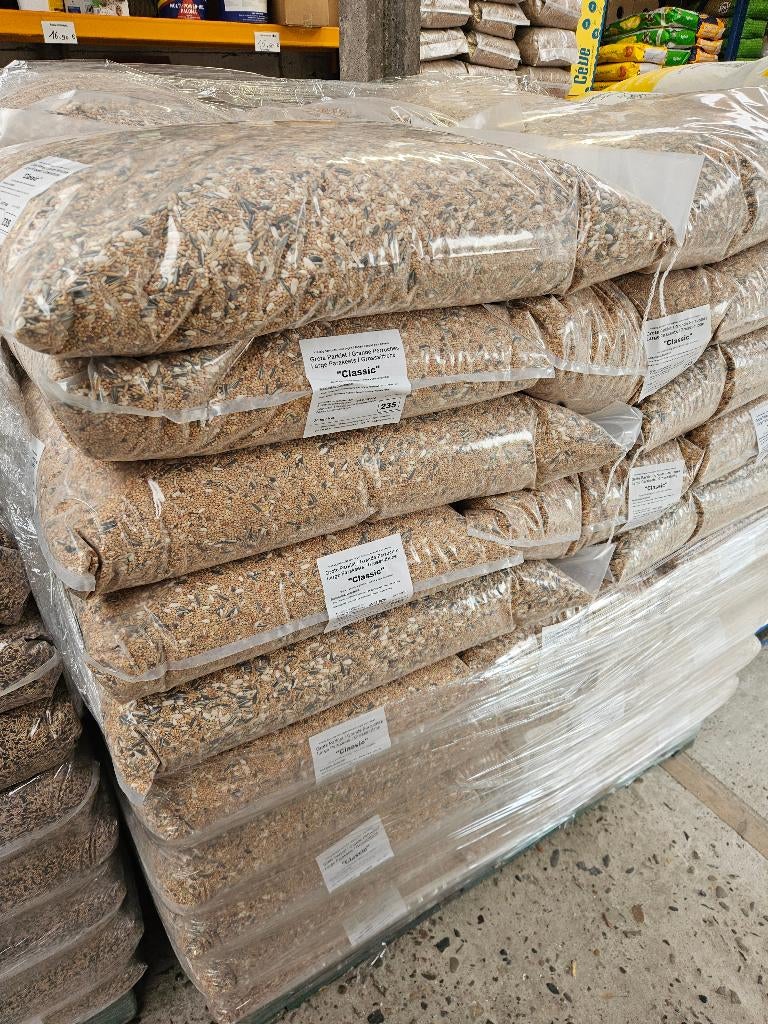 vogelvoer aan scherpe prijzen voor parkieten kanaries enz.., Dieren en Toebehoren, Ophalen, Volière