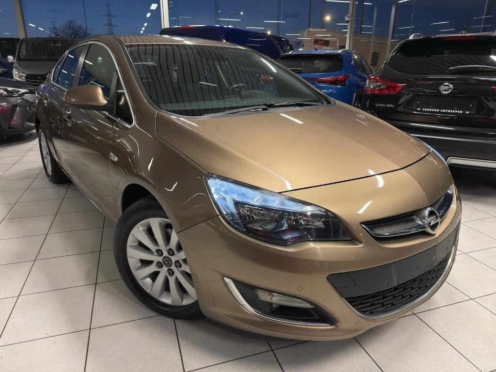 Opel Astra Notchback 1.7D 81kW Euro 5, Auto's, Opel, Euro 5, Leder, Bedrijf, Astra