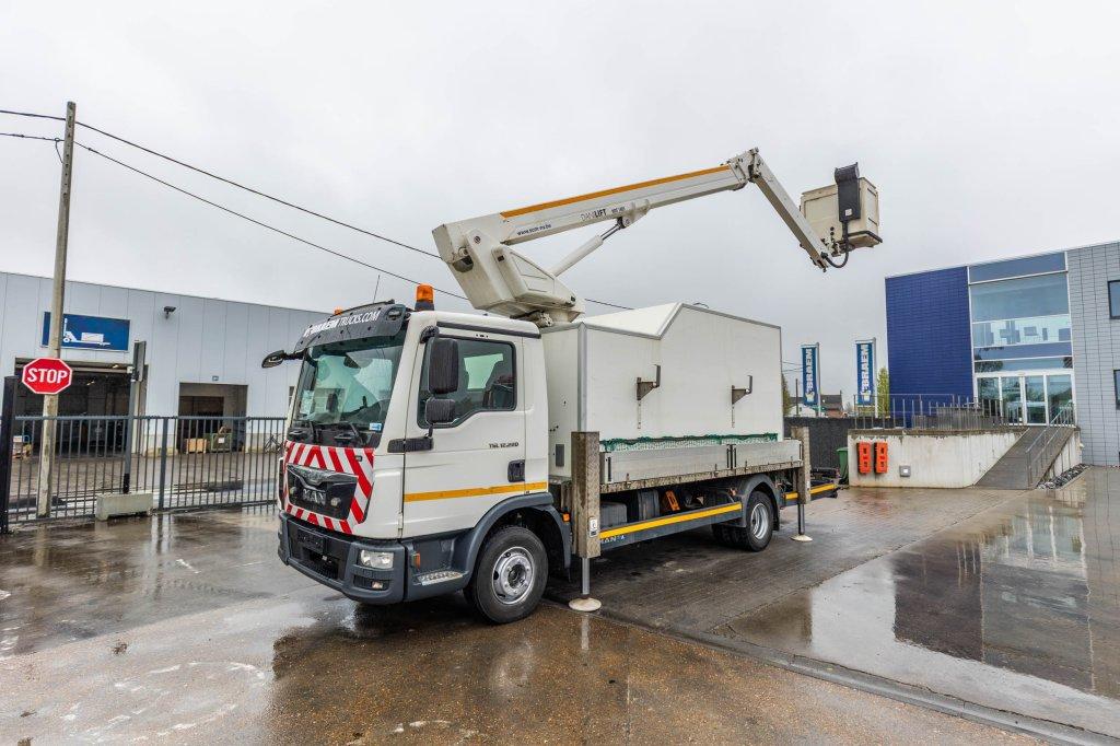 MAN TGL 12.220 BB - DANILFT WDT 180S (bj 2016), Auto's, Vrachtwagens, Achterwielaandrijving, Euro 6, MAN, Wit