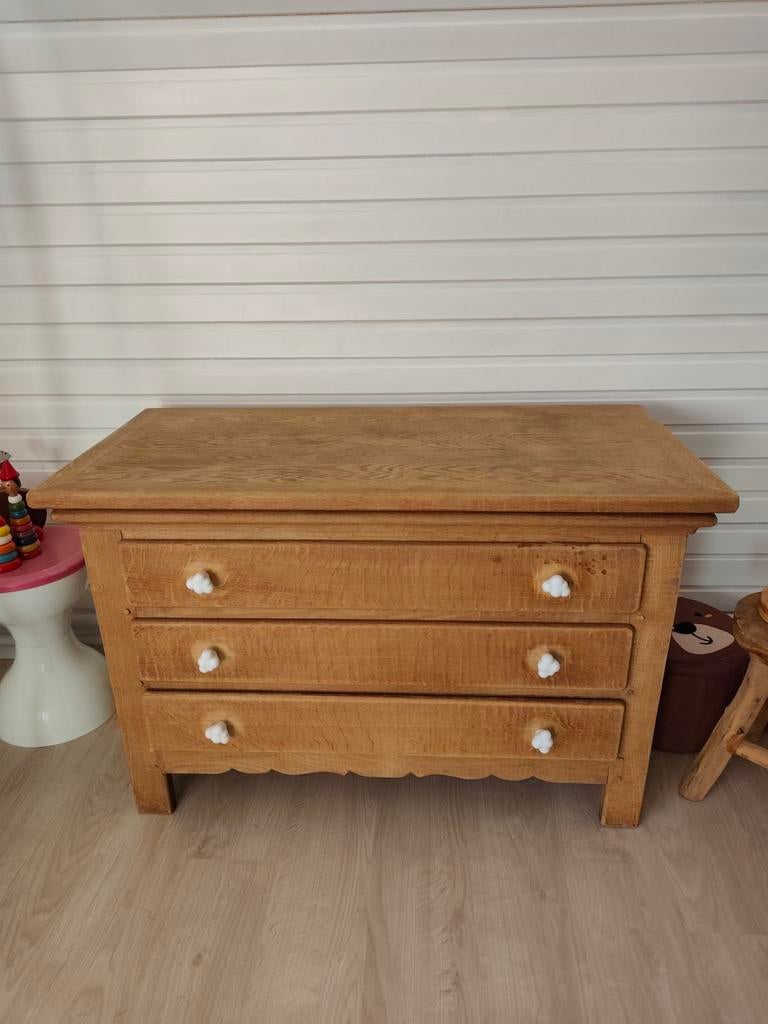 Houten ladenkast, Ophalen