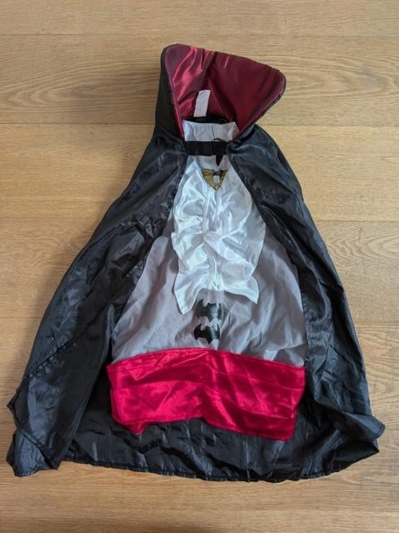 déguisement - vampire d' Halloween - 140-146 (10-11 ans), Enlèvement, Utilisé
