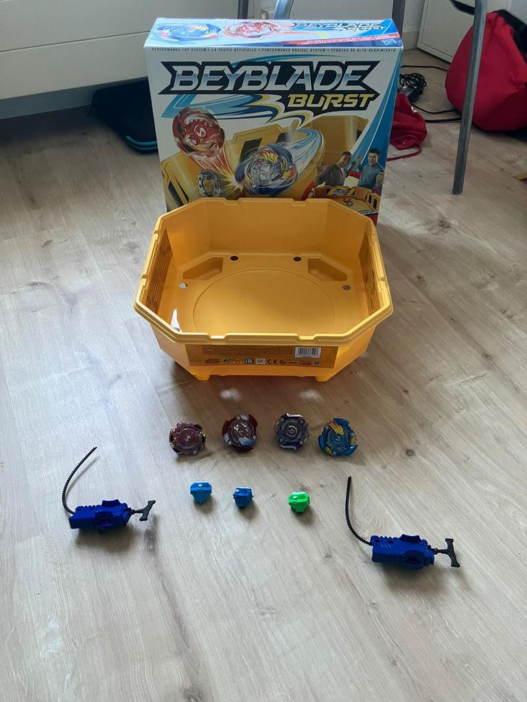 Beyblade Burst, Kinderen en Baby's, Ophalen, Gebruikt, Jongen of Meisje