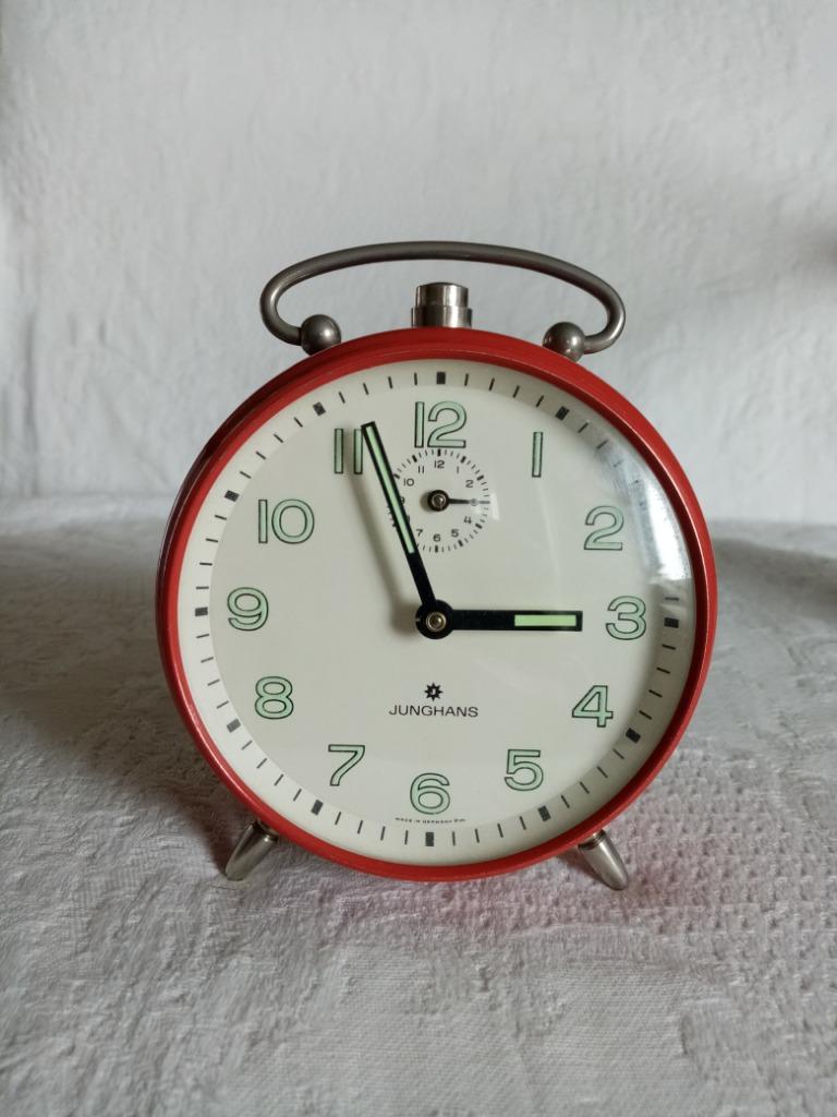 Montre réveil Allemand Junghans  60s, Antiquités & Art, Antiquités | Horloges, Enlèvement ou Envoi