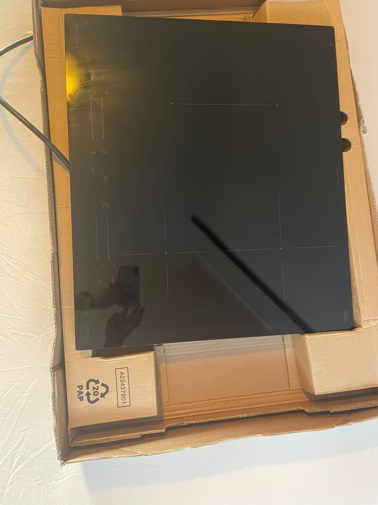 Nouvelle cuisinière à induction, Electroménager, Cuisinières, Neuf, Encastré, Enlèvement, 45 à 60 cm