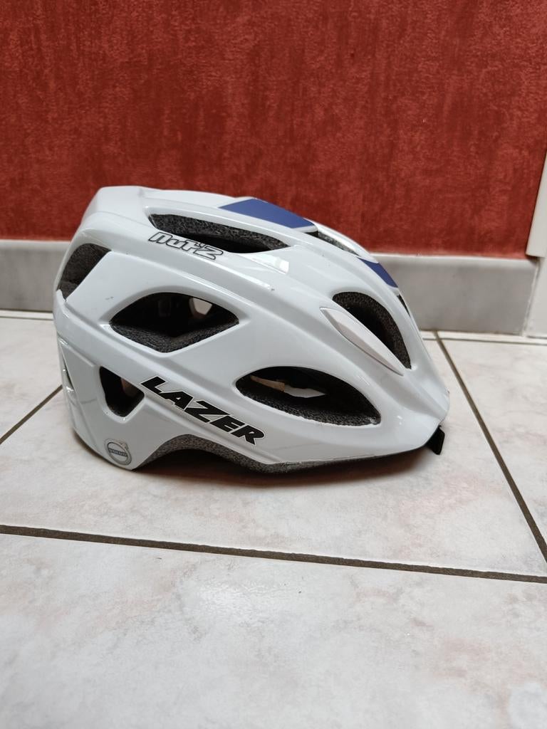 Fietshelm Lazer  Nut'z maat 50-55cm, Ophalen, Zo goed als nieuw