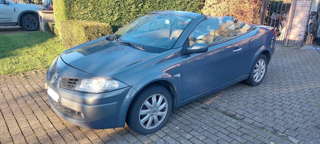 Auto, Autos, Renault, Argent ou Gris, Achat, Beige, Boîte manuelle